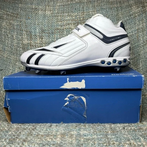 Reebok Pro Full Blitz KFC HD Football Cleats in White Navy Silver Reebok Pro Full Blitz KFC HD Football Cleats | Mercari main image 3